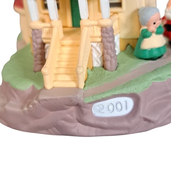 Hallmark  Magic Ornament 5th in Lighthouse Greetings Magic Light Series 2001 - Picture 8 of 15